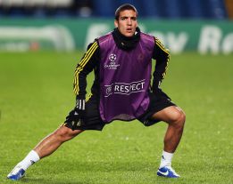 Valencia y Chelsea negocian la cesión de Oriol Romeu Valencia y Chelsea negocian la cesión de Oriol Romeu