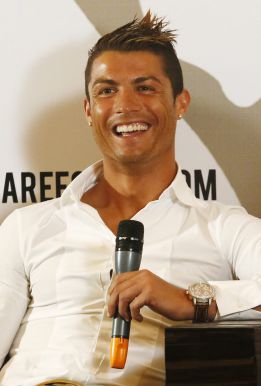 Cristiano inaugura una academia de fútbol en la capital de Georgia Cristiano inaugura una academia de fútbol en la capital de Georgia