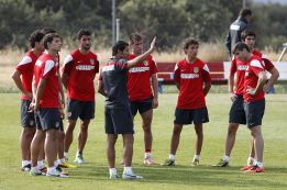 El Cholo homenajea a Gil