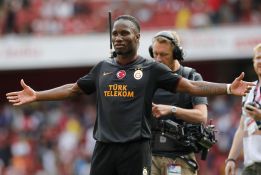 Drogba le da la Supercopa de Turquía al Galatasaray