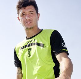 http://as01.epimg.net/futbol/imagenes/2013/08/25/primera/1377386526_170440_1377386580_noticia_normal.jpg