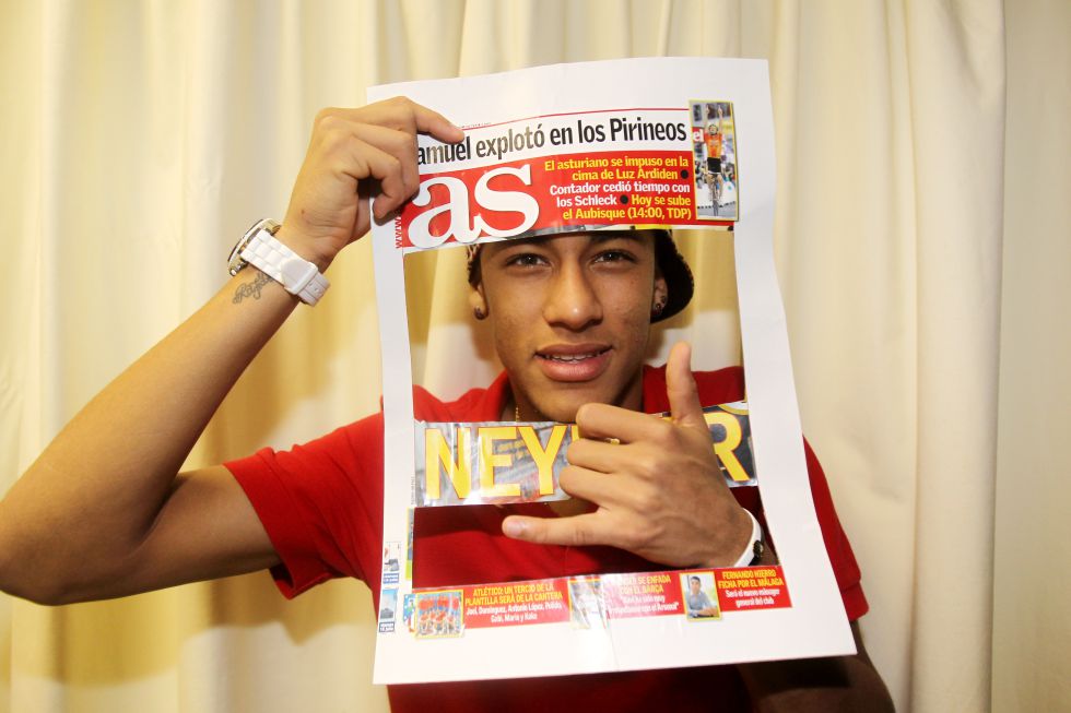 Redactaron un contrato a Neymar con sólo 13 años de edad