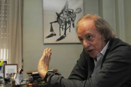 “Tata no pretende la revolución; no se cambia una obra de arte” “Tata no pretende la revolución; no se cambia una obra de arte”