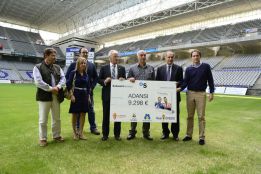 Oviedo y Sporting de Gijón, unidos con un fin solidario Oviedo y Sporting de Gijón, unidos con un fin solidario