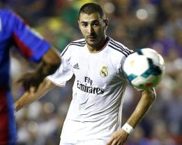 Karim Benzema marca en Liga cada 326 minutos de juego