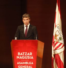 Josu Urrutia afronta la asamblea para debatir el presupuesto Josu Urrutia afronta la asamblea para debatir el presupuesto