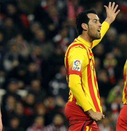Busquets: "El árbitro no hizo bien su trabajo; era roja a Neymar" Busquets: "El árbitro no hizo bien su trabajo; era roja a Neymar"