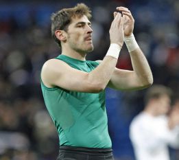 Iker Casillas se irá del Madrid en junio si sigue sin ser el titular