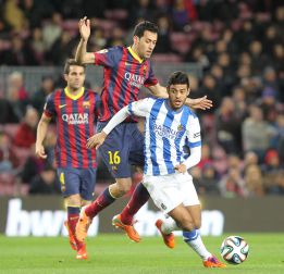 Vela: "Mascherano no me deja tirar; era penalti y expulsión" Vela: "Mascherano no me deja tirar; era penalti y expulsión"