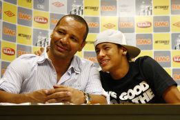 Santos y DIS van a por Neymar, que está "harto de esta mierda" Santos y DIS van a por Neymar, que está "harto de esta mierda"