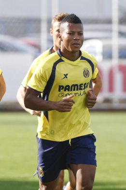 Marcelino recupera a Uche y Javier Aquino ante el Espanyol