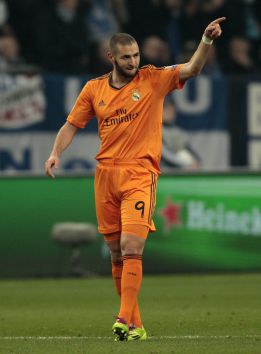 Benzema: "Estamos muy bien; ahora a descansar y al derbi" Benzema: "Estamos muy bien; ahora a descansar y al derbi"