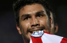 Salvador Cabañas intenta regresar al fútbol en Brasil Salvador Cabañas intenta regresar al fútbol en Brasil