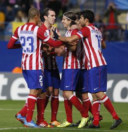 El Chelsea ofrece 100 'kilos' por Godín, Filipe Luis y Diego Costa El Chelsea ofrece 100 'kilos' por Godín, Filipe Luis y Diego Costa