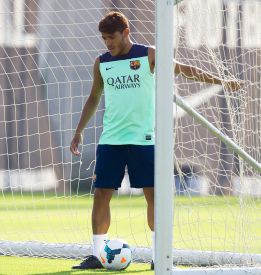 Jonathan Dos Santos impide la venta de Bravo al Barça
