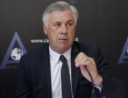"Casillas está feliz de quedarse aquí y Morata quiere salir" "Casillas está feliz de quedarse aquí y Morata quiere salir"