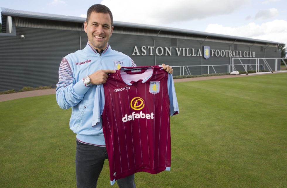 Joe Cole se va al Aston Villa