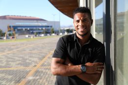 Eliseu renueva con el Málaga por una temporada