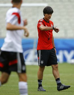 Löw: "Italia perdió contra Costa Rica, hay que ser cuidadosos"
