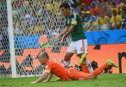 Márquez: "No fue penalti, lo de Robben no es fair play" Márquez: "No fue penalti, lo de Robben no es fair play"