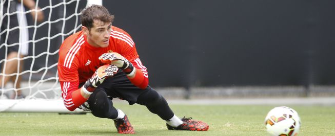 Casillas, titular ante la Roma Casillas, titular ante la Roma