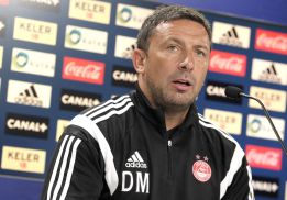 McInnes: "Son favoritos pero no hemos venido de vacaciones"