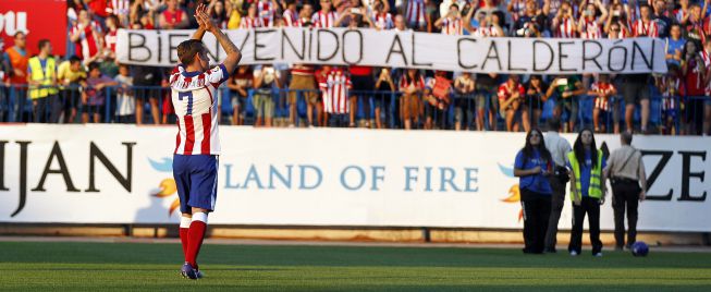 6.000 aficionados aclaman a Griezmann y piden a Torres 6.000 aficionados aclaman a Griezmann y piden a Torres