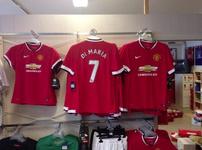 La tienda del Manchester ya tiene la camiseta de Di María