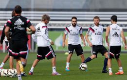 Carvajal vuelve al grupo