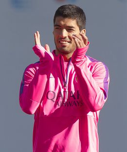 Los internautas respaldan a Ancelotti y ponen a Suárez