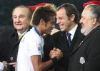 Un aficionado denuncia a Neymar por daños morales