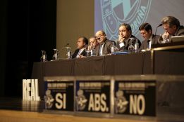 El Deportivo pone en marcha su ampliación de capital