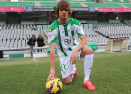 Krhin: 'En la Liga a los equipos pequeños les gusta tocar balón'