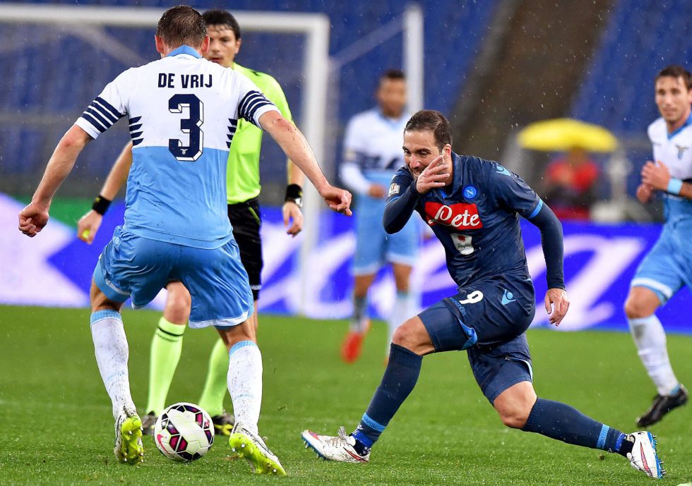 Lazio y Nápoles empatan y dan espectáculo