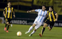 Racing busca las semifinales ante un crecido Guaraní