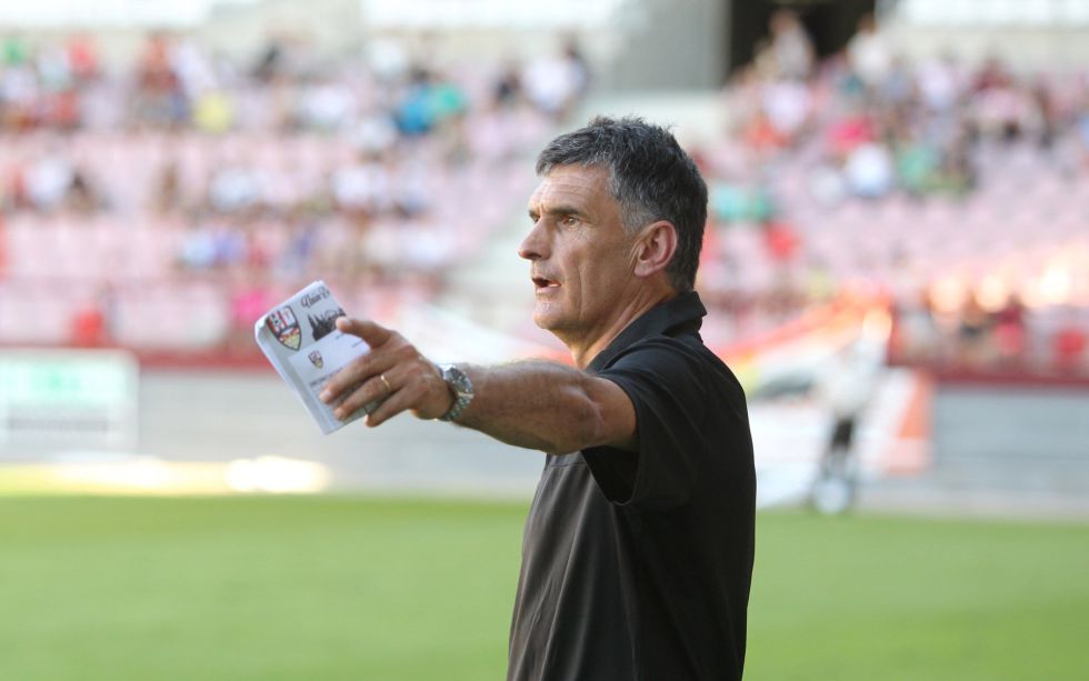 Dani Nieto guía al triunfo al Eibar ante el Real Unión