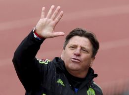 Miguel Herrera pide disculpas a México tras su salida