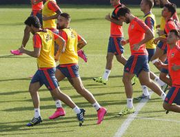 Barragán sigue sin poder ejercitarse con el Valencia