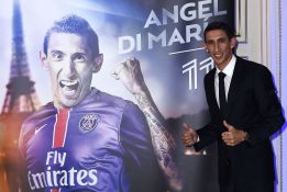"Van Gaal tiene su filosofía y yo me quise ir por eso mismo"