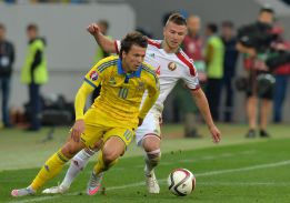 Konoplyanka guía a Ucrania
y mete presión a España