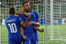 Italia gana a Bulgaria en el partido número 150 de Buffon