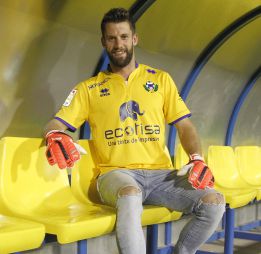 Dani Jiménez: “Es amargo debutar con una derrota”