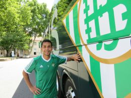 Petros: "Pepe Mel trabaja mucho, lo tiene planificado todo"