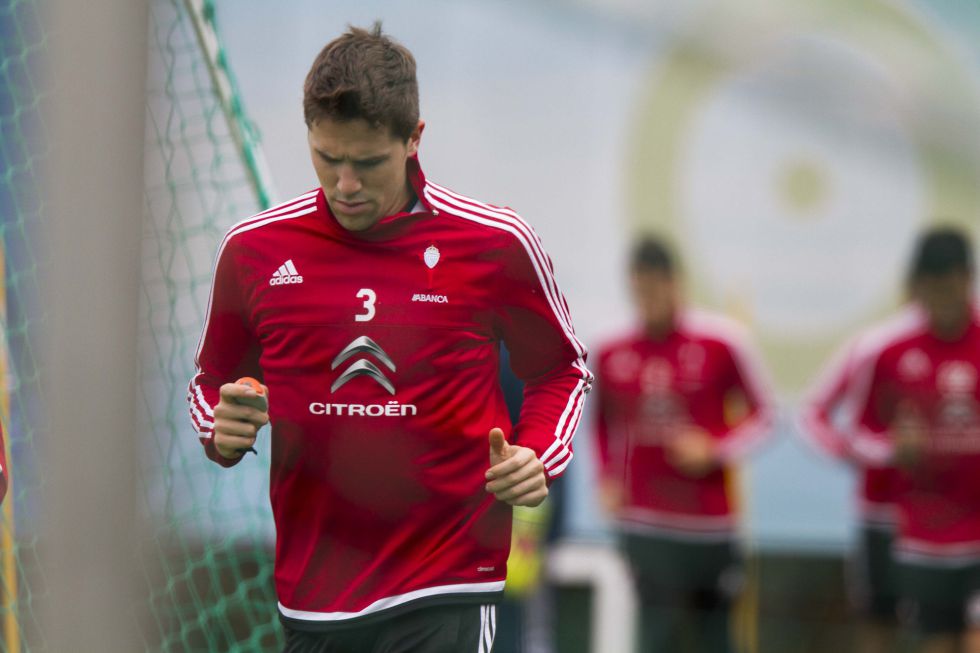 Berizzo confirma el once ante el Madrid; Fontàs y Drazic, fuera