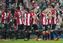 El Athletic arrolla al Sporting y se pone a dos puntos de Europa