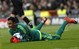 Keylor, hombre récord: "En las buenas no hay que ir al cielo"