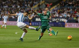 Digard centra la preocupación: sólo 91 minutos en 11 jornadas