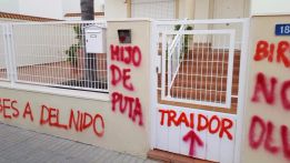 Sevilla Aparecen pintadas contra Del Nido Carrasco y Gómez Miñán AS