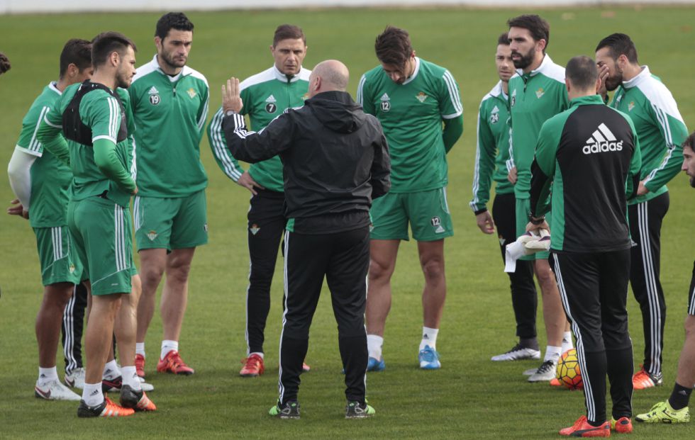 Mel: "¿El derbi? Me extrañaría que allí hablen de nosotros"