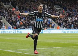 Ayoze: "El interés del United y del Tottenham es real"